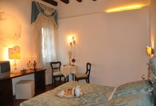 Frari Venice Apartment (6)